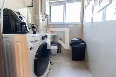 Apartamento à venda com 105m², 2 quartos e 2 vagas Apartamento à venda com 105m², 2 quartos e 2 vagasÁrea de serviço