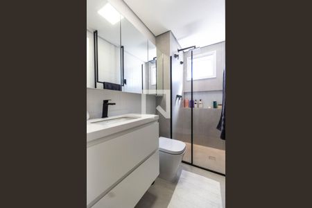 Apartamento à venda com 105m², 2 quartos e 2 vagas Apartamento à venda com 105m², 2 quartos e 2 vagasBanheiro social