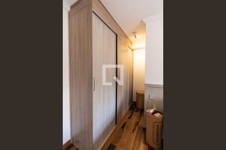 Apartamento à venda com 105m², 2 quartos e 2 vagas Apartamento à venda com 105m², 2 quartos e 2 vagasSuíte