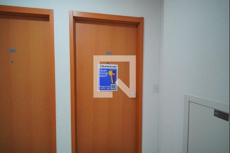 Apartamento para alugar com 45m², 2 quartos e 1 vagaAdesivo na Porta