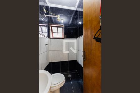 Casa à venda com 250m², 3 quartos e 4 vagas Casa à venda com 250m², 3 quartos e 4 vagasBanheiro Área gourmet