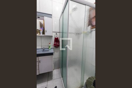 Casa à venda com 250m², 3 quartos e 4 vagas Casa à venda com 250m², 3 quartos e 4 vagasBanheiro da Suíte