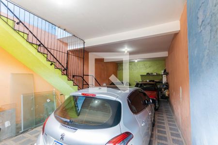 Casa à venda com 250m², 3 quartos e 4 vagas Casa à venda com 250m², 3 quartos e 4 vagasGaragem