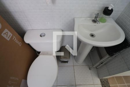 Casa à venda com 140m², 3 quartos e 3 vagasBanheiro da Área de Serviço