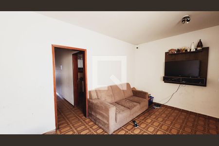 Casa à venda com 289m², 3 quartos e 3 vagas Casa à venda com 289m², 3 quartos e 3 vagasSala