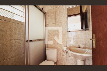 Casa à venda com 289m², 3 quartos e 3 vagas Casa à venda com 289m², 3 quartos e 3 vagasBanheiro Externo