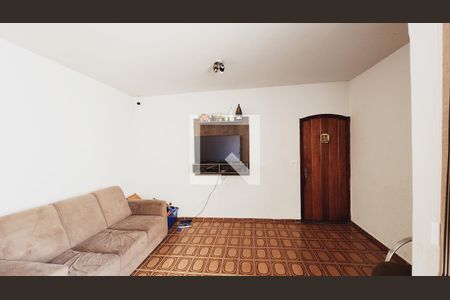 Casa à venda com 289m², 3 quartos e 3 vagas Casa à venda com 289m², 3 quartos e 3 vagasSala