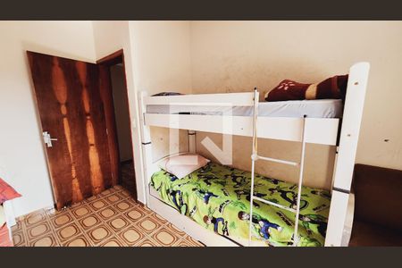 Casa à venda com 289m², 3 quartos e 3 vagas Casa à venda com 289m², 3 quartos e 3 vagasQuarto 2