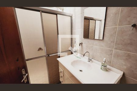 Casa à venda com 289m², 3 quartos e 3 vagas Casa à venda com 289m², 3 quartos e 3 vagasBanheiro