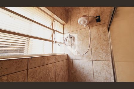 Casa à venda com 289m², 3 quartos e 3 vagas Casa à venda com 289m², 3 quartos e 3 vagasBanheiro Externo