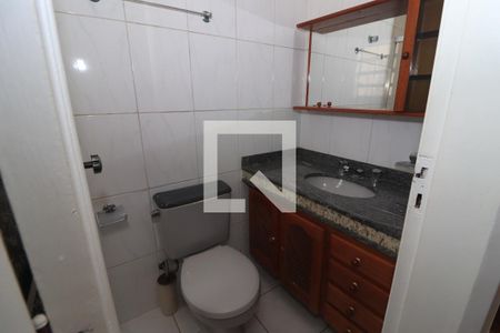Casa à venda com 180m², 3 quartos e 2 vagasBanheiro da Suíte