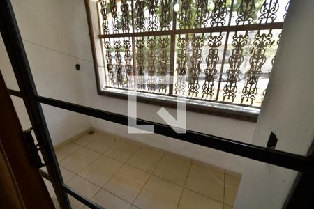 Casa à venda com 400m², 4 quartos e 4 vagasQuarto 1 - Sacada