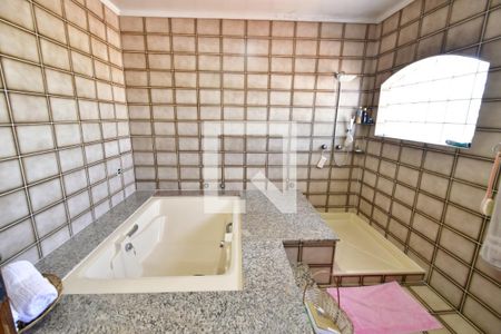 Casa à venda com 400m², 4 quartos e 4 vagasBanheiro Suíte