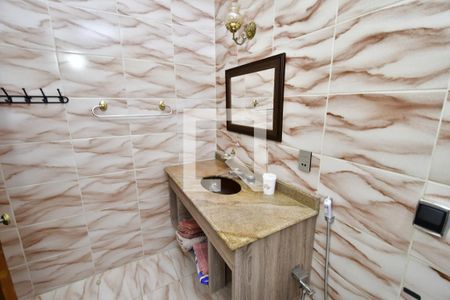 Casa à venda com 400m², 4 quartos e 4 vagasBanheiro Social