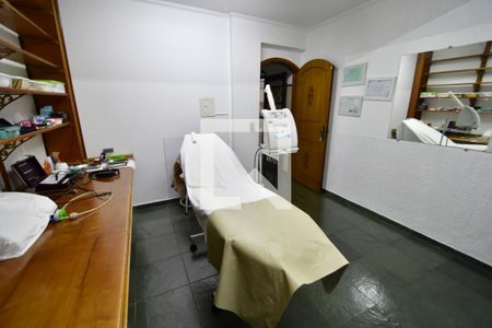 Casa à venda com 400m², 4 quartos e 4 vagasQuarto de Serviço