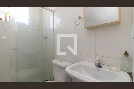 Casa à venda com 135m², 4 quartos e 3 vagas Casa à venda com 135m², 4 quartos e 3 vagasCasa 1 - Banheiro de Serviço