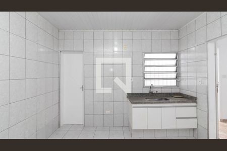 Casa à venda com 135m², 4 quartos e 3 vagas Casa à venda com 135m², 4 quartos e 3 vagasCasa 2 - Cozinha