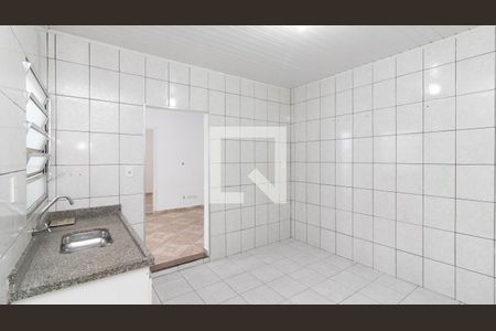 Casa à venda com 135m², 4 quartos e 3 vagas Casa à venda com 135m², 4 quartos e 3 vagasCasa 2 - Cozinha