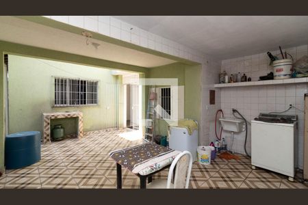 Casa à venda com 135m², 4 quartos e 3 vagas Casa à venda com 135m², 4 quartos e 3 vagasCasa 1 - Área de Serviço