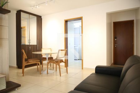 Sala de apartamento para alugar com 3 quartos, 79m² em Serrinha, Goiânia