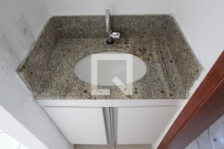 Apartamento à venda com 63m², 2 quartos e 1 vagaBanheiro Social