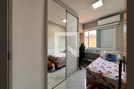 Apartamento à venda com 120m², 2 quartos e 2 vagas Apartamento à venda com 120m², 2 quartos e 2 vagasQuarto 1