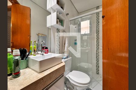 Apartamento à venda com 120m², 2 quartos e 2 vagas Apartamento à venda com 120m², 2 quartos e 2 vagasBanheiro