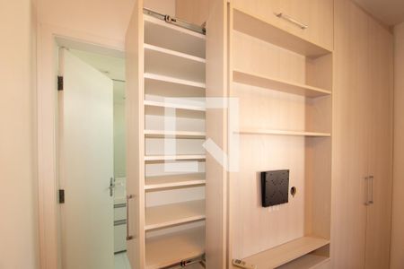 Casa à venda com 320m², 3 quartos e 2 vagas Casa à venda com 320m², 3 quartos e 2 vagasQuarto 1 Suite