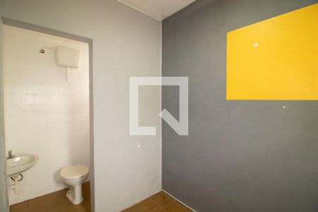 Casa à venda com 320m², 3 quartos e 2 vagas Casa à venda com 320m², 3 quartos e 2 vagasBanheiro da Área de Serviço