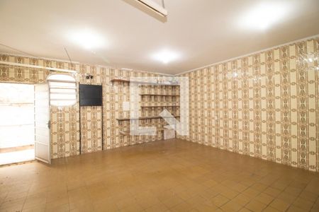 Casa à venda com 320m², 3 quartos e 2 vagas Casa à venda com 320m², 3 quartos e 2 vagasGaragem