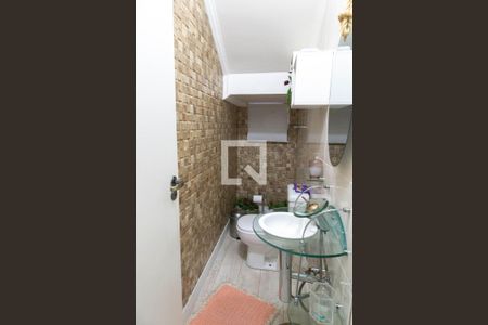 Casa à venda com 140m², 3 quartos e 2 vagasLavabo