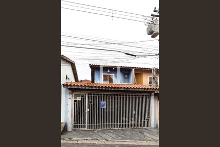 Casa à venda com 140m², 3 quartos e 2 vagasFachada