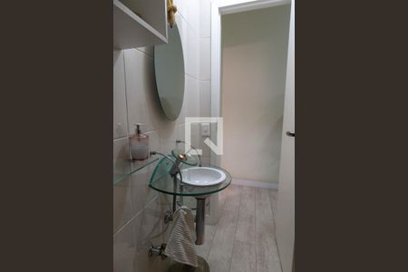 Casa à venda com 140m², 3 quartos e 2 vagasLavabo