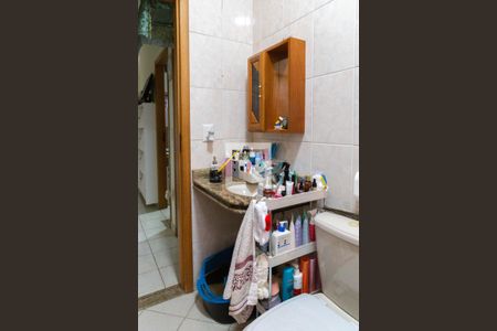 Casa à venda com 140m², 3 quartos e 2 vagasBanheiro Social