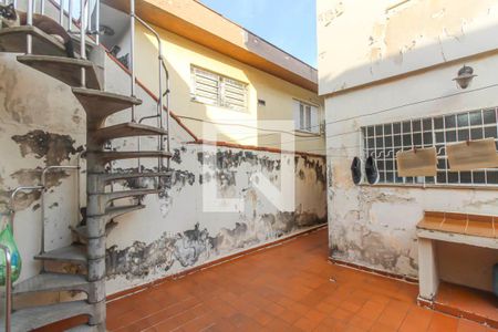 Casa à venda com 180m², 3 quartos e 2 vagas Casa à venda com 180m², 3 quartos e 2 vagasChurrasqueira