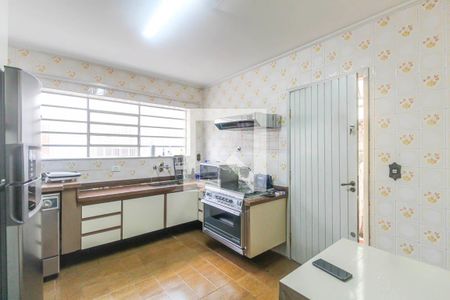 Casa à venda com 180m², 3 quartos e 2 vagas Casa à venda com 180m², 3 quartos e 2 vagasCozinha