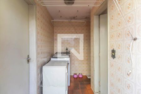 Casa à venda com 180m², 3 quartos e 2 vagas Casa à venda com 180m², 3 quartos e 2 vagasLavanderia