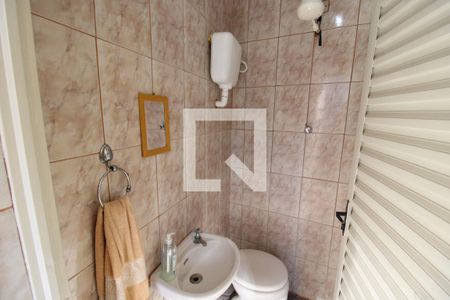 Casa à venda com 154m², 3 quartos e 2 vagasBanheiro 2