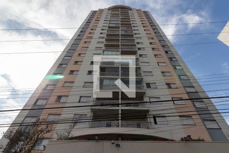 Apartamento à venda com 82m², 3 quartos e 1 vaga Apartamento à venda com 82m², 3 quartos e 1 vagaFachada