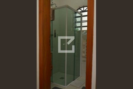 Casa à venda com 200m², 4 quartos e 3 vagasBanheiro