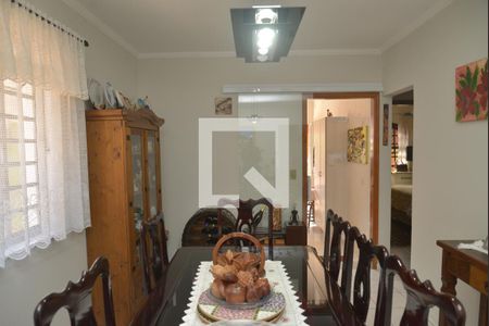 Casa à venda com 200m², 4 quartos e 3 vagasCopa