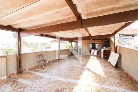 Casa à venda com 179m², 3 quartos e 2 vagasTerraço