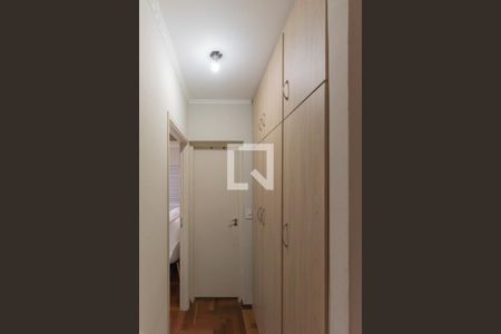 Apartamento à venda com 65m², 2 quartos e 1 vaga Apartamento à venda com 65m², 2 quartos e 1 vagaCorredor - Armário