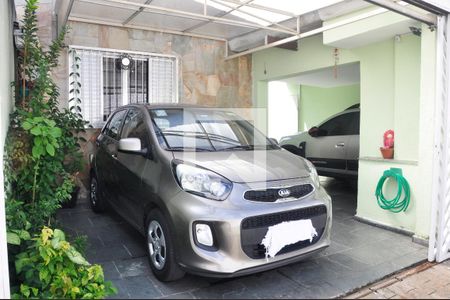 Casa à venda com 150m², 3 quartos e 4 vagas Casa à venda com 150m², 3 quartos e 4 vagasDetalhe - Garagem