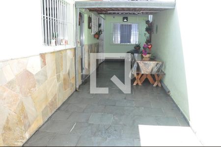 Casa à venda com 150m², 3 quartos e 4 vagas Casa à venda com 150m², 3 quartos e 4 vagasDetalhe - Quintal