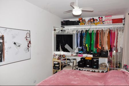 Casa à venda com 150m², 3 quartos e 4 vagas Casa à venda com 150m², 3 quartos e 4 vagasDetalhe - Quarto 03 com Suíte