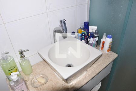 Casa à venda com 150m², 3 quartos e 4 vagas Casa à venda com 150m², 3 quartos e 4 vagasDetalhe - Banheiro Social