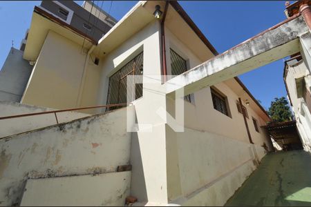 Casa à venda com 267m², 4 quartos e 4 vagas Casa à venda com 267m², 4 quartos e 4 vagasGaragem