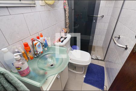 Casa à venda com 267m², 4 quartos e 4 vagas Casa à venda com 267m², 4 quartos e 4 vagasBanheiro social2