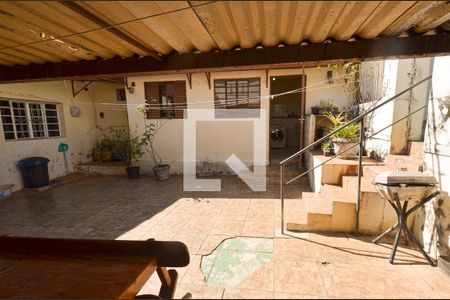 Casa à venda com 267m², 4 quartos e 4 vagas Casa à venda com 267m², 4 quartos e 4 vagasArea privativa